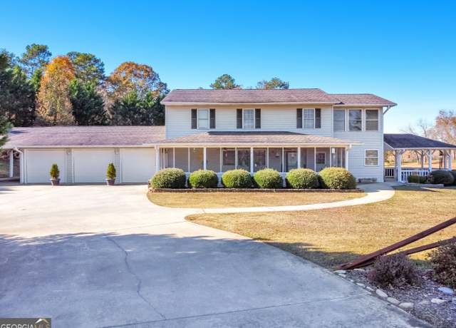Property at 2135 Rock Springs Rd, Lavonia, GA 30553, 3 beds, 2 baths