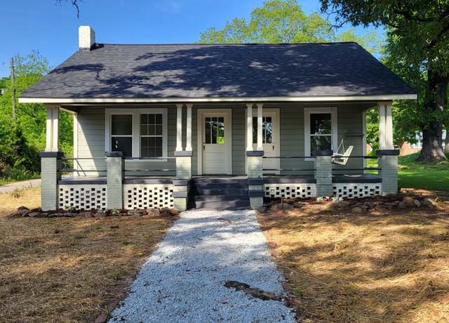 Property at 208 Glass Rd, Valley, AL 36854, 3 beds, 1 bath