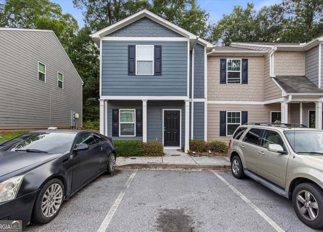 Property at 2137 Chadwick Rd SW, Atlanta, GA 30331, 3 beds, 2.5 baths