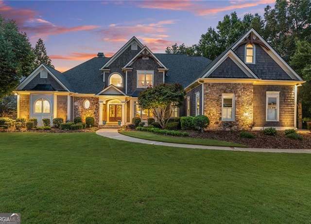 Property at 3726 Wavespray Ct, Gainesville, GA 30506, 5 beds, 4.5 baths