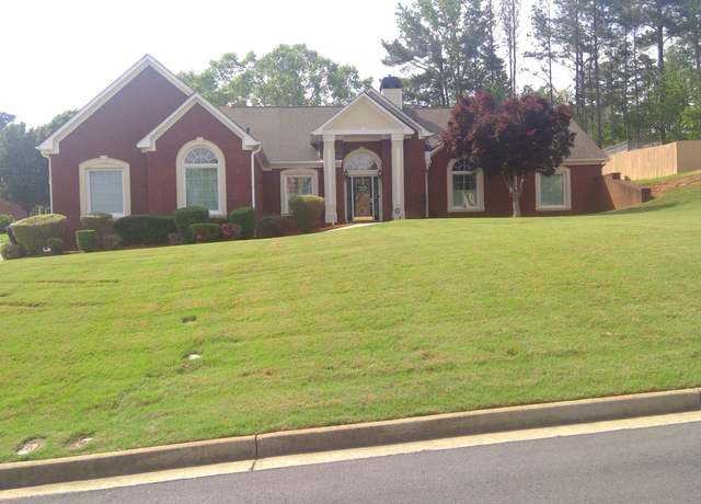 Property at 4955 Highland Lakes Dr, South Fulton, GA 30349, 3 beds, 2.5 baths