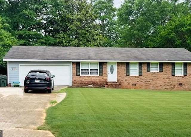Property at 123 Hillview Dr, Thomaston, GA 30286, 3 beds, 2 baths