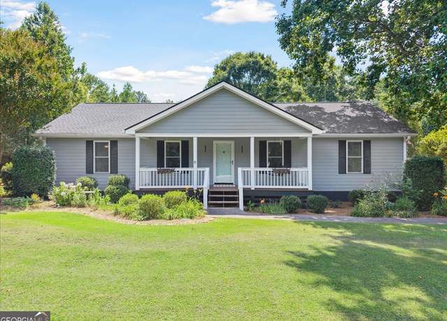 Property at 1120 Rawlings Dr, Rutledge, GA 30663, 3 beds, 2 baths