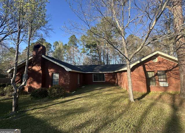 Property at 1296 Millen Hwy, Sylvania, GA 30467, 5 beds, 3 baths