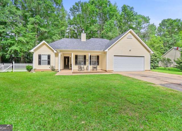 Property at 163 B Lincoln St, Hogansville, GA 30230, 3 beds, 2 baths