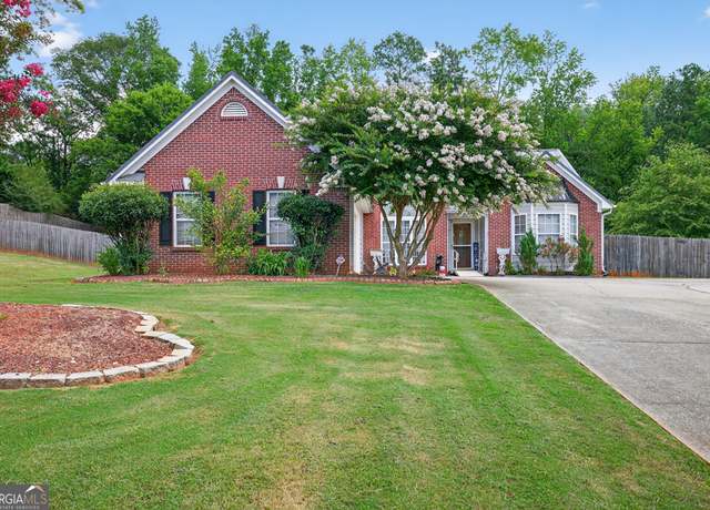 Property at 184 Brockton Oaks Dr, Jefferson, GA 30549, 3 beds, 2 baths