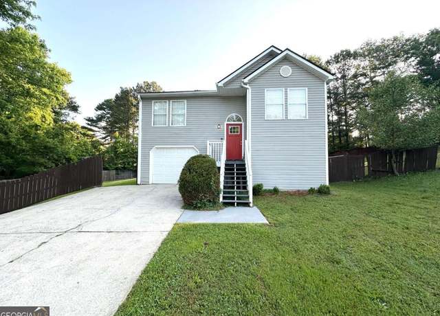 Property at 3170 W Point Cir, Douglasville, GA 30135, 3 beds, 2 baths