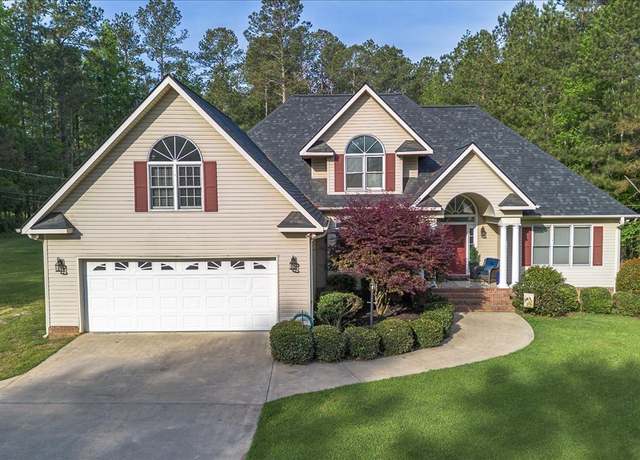Property at 1169 Lincolnton Hwy, Elberton, GA 30635, 3 beds, 2.5 baths