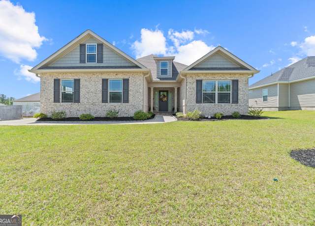 Property at 301 Creek Ridge Dr, Warner Robins, GA 31088, 4 beds, 3 baths