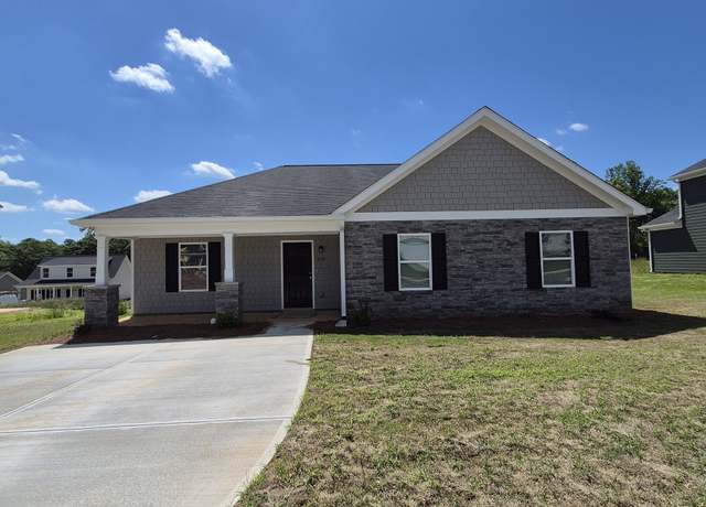 Property at 250 Charlotte Cir, Statham, GA 30666, 4 beds, 2 baths