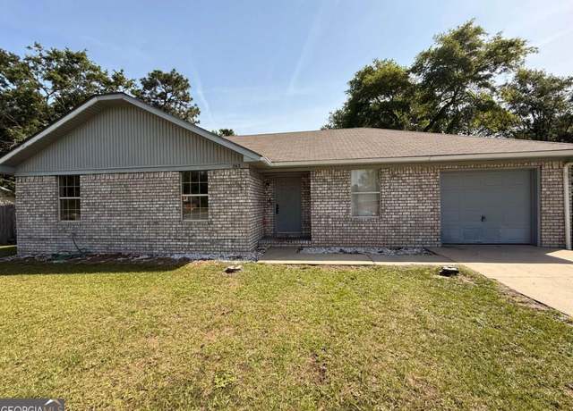 Property at 263 Sabreena Cir, Hinesville, GA 31313, 3 beds, 2 baths