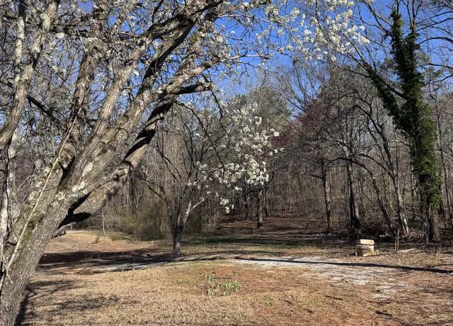 Property at 884 Dolly Nixon Rd, Senoia, GA 30276