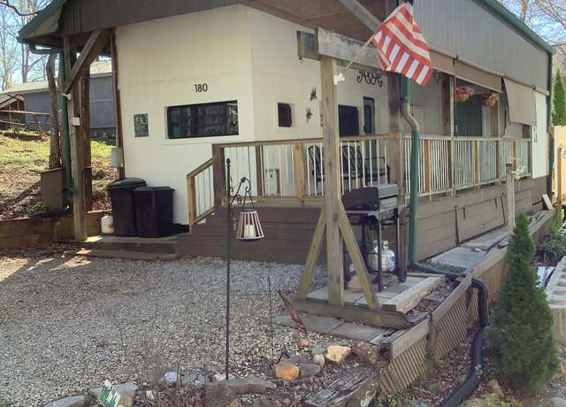 Property at 180 Yogi Bear Blvd, Cleveland, GA 30528, 2 beds, 1 bath