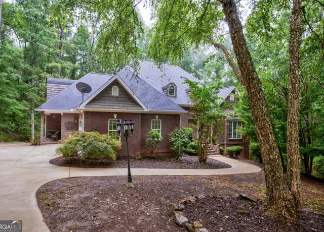 Property at 103 Stratford Pl, Lagrange, GA 30241, 4 beds, 2.5 baths