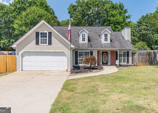 Property at 4872 Hunt Club Dr, Flowery Branch, GA 30542, 3 beds, 2 baths
