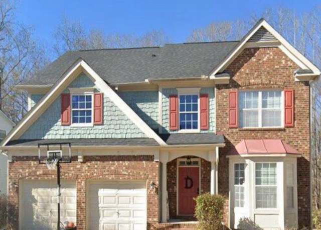 Property at 2626 Summit Pkwy SW, Atlanta, GA 30331, 5 beds, 3 baths