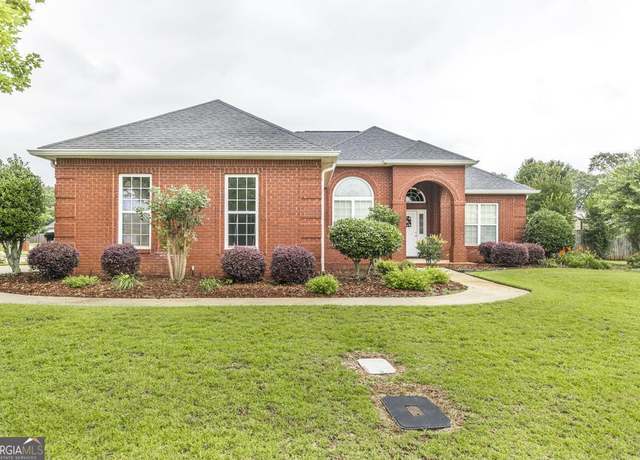 Property at 201 Loudon Hill Dr, Warner Robins, GA 31088, 3 beds, 2 baths