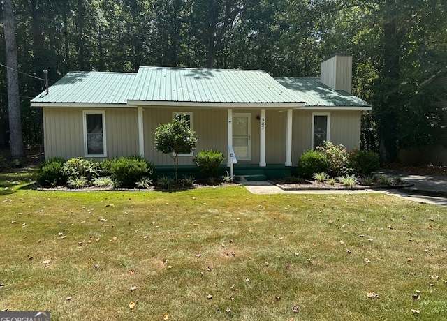 Property at 587 Lacebark Dr, Macon, GA 31220, 3 beds, 2 baths