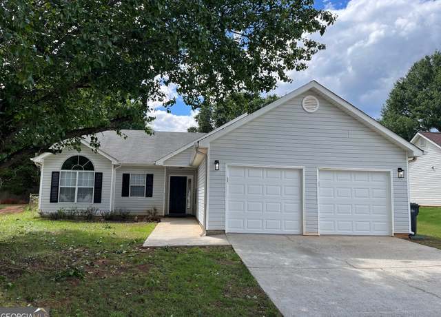 Property at 3081 Regal Dr, Mcdonough, GA 30253, 3 beds, 2 baths