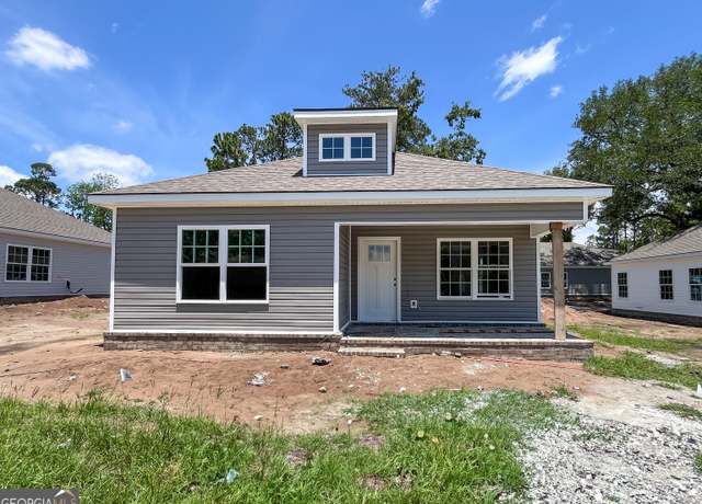 Property at 229 E Main St, Statesboro, GA 30458, 3 beds, 2 baths