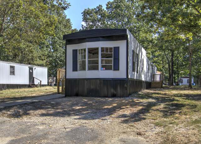Property at 240 W Big Indian Trl, Rome, GA 30165, 3 beds, 2 baths