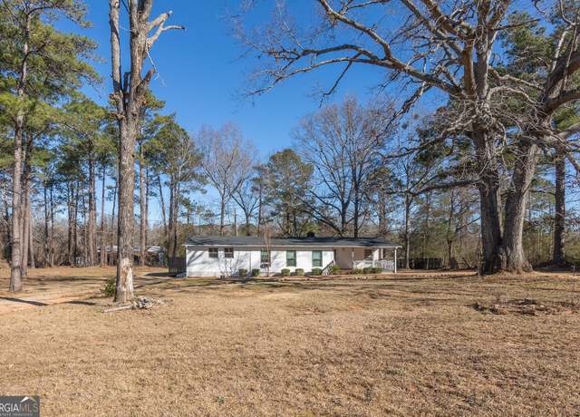 Property at 348 Sunnyside Cir, Thomaston, GA 30286, 3 beds, 2 baths