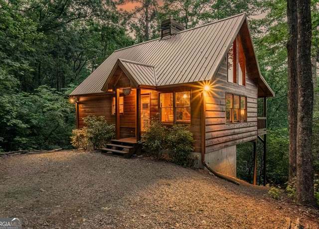 Property at 9 Dean Ct, Blue Ridge, GA 30513, 2 beds, 2 baths