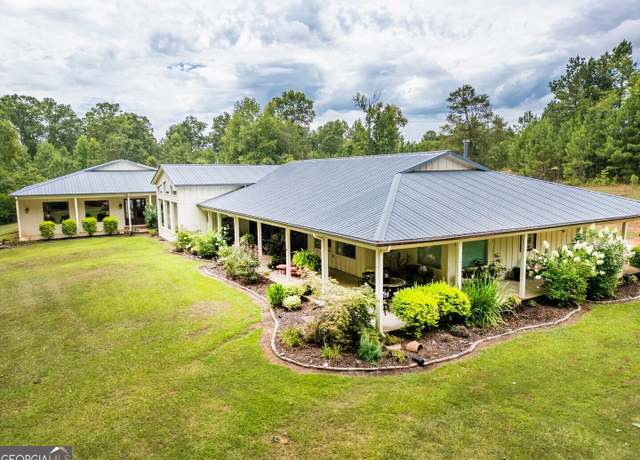 Property at 890 Ellis Rd, Monticello, GA 31064, 5 beds, 3.5 baths