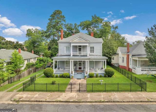 Property at 509 E 13th Ave, Cordele, GA 31015, 5 beds, 3.5 baths