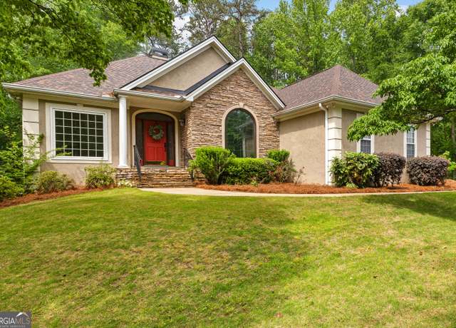 Property at 40 High St, Sharpsburg, GA 30277, 4 beds, 3.5 baths