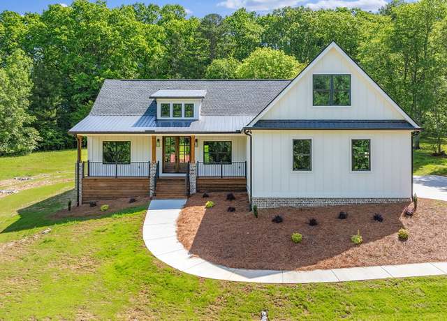 Property at 428 Oak Springs Rd, Clarkesville, GA 30523, 3 beds, 2 baths
