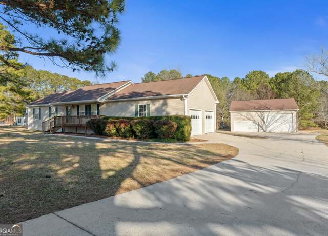 Property at 140 Moseley Dr, Stockbridge, GA 30281, 3 beds, 2 baths