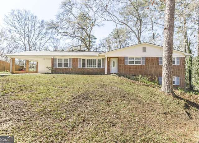 Property at 1035 S Pine Knoll Dr, Macon, GA 31204, 4 beds, 2 baths