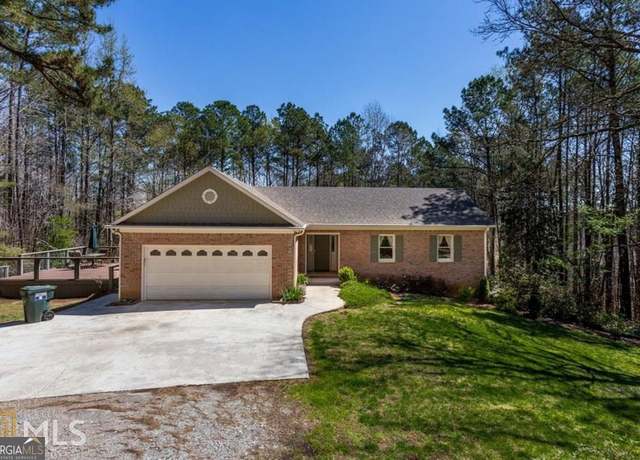 Property at 6340 Koweta Rd, Fairburn, GA 30213, 6 beds, 4 baths