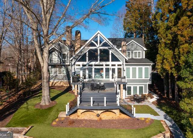 Property at 2533 Lakefront Pt, Hiawassee, GA 30546, 4 beds, 5.5 baths