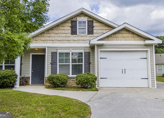 Property at 9 Prescott Ln NW, Rome, GA 30165, 3 beds, 2 baths