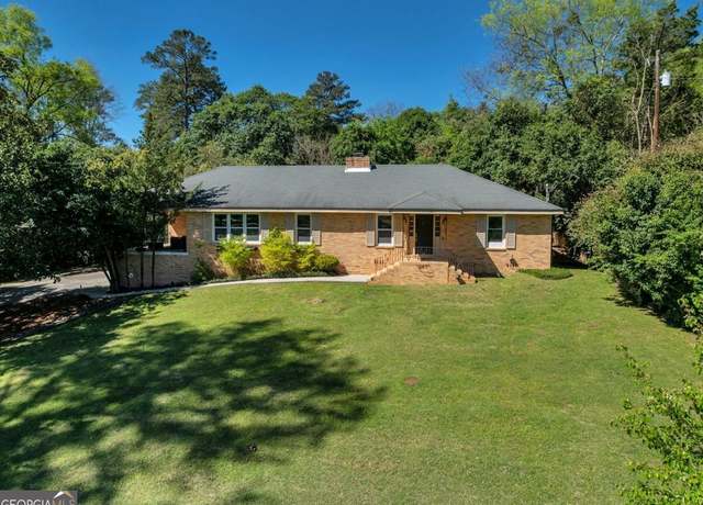 Property at 730 Pierce Ave, Macon, GA 31204, 3 beds, 2 baths