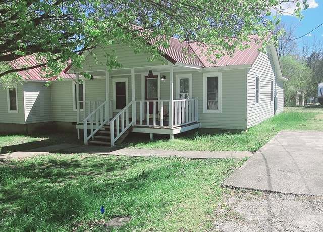 Property at 707 Gilbert Ln, Lafayette, GA 30728, 3 beds, 1 bath
