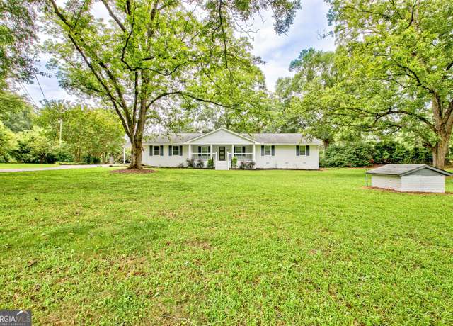 Property at 306 Tyrone Rd, Fayetteville, GA 30214, 3 beds, 2 baths