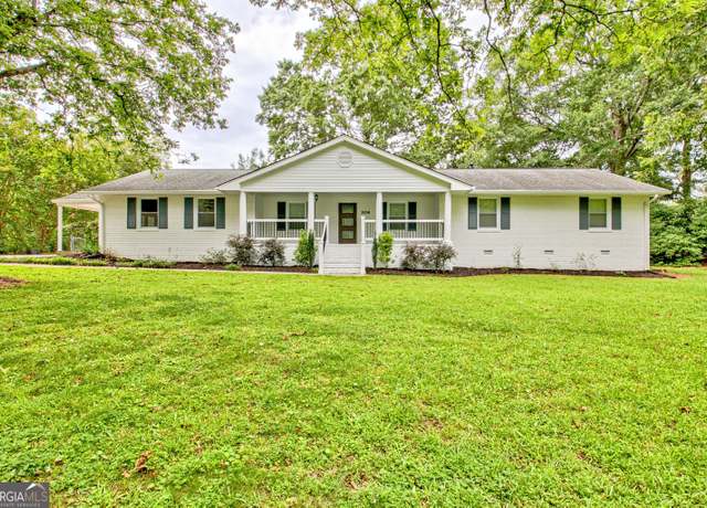 Property at 306 Tyrone Rd, Fayetteville, GA 30214, 3 beds, 2 baths