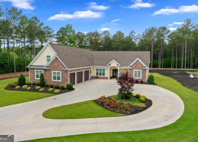 Property at 1413 N Walkers Mill Rd, Griffin, GA 30223, 5 beds, 4 baths