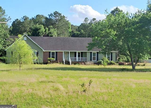 Property at 103 Saddle Creek Dr, Cordele, GA 31015, 4 beds, 2 baths