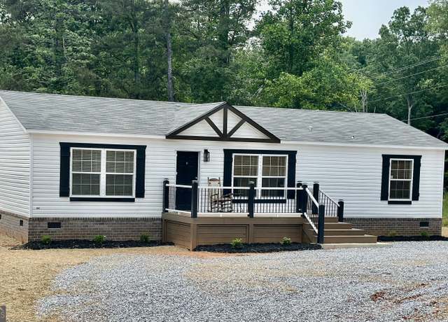 Property at 2111 Double Bridge Rd, Demorest, GA 30535, 3 beds, 2 baths