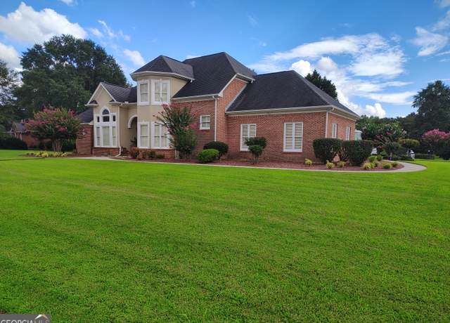 Property at 20 Mockingbird Ln, Oxford, GA 30054, 3 beds, 2.5 baths