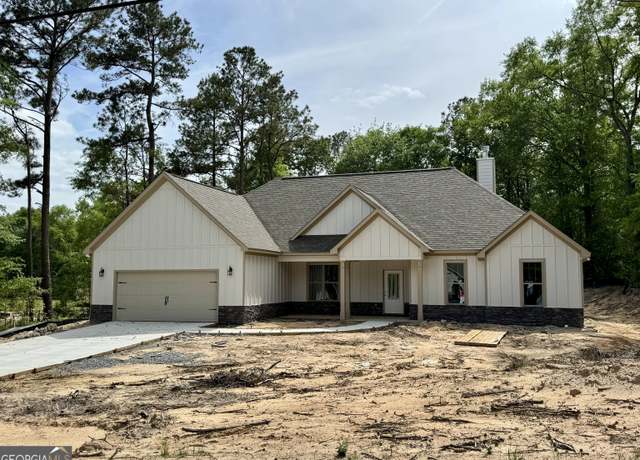 Property at 133 Country World Dr, Macon, GA 31211, 4 beds, 2 baths