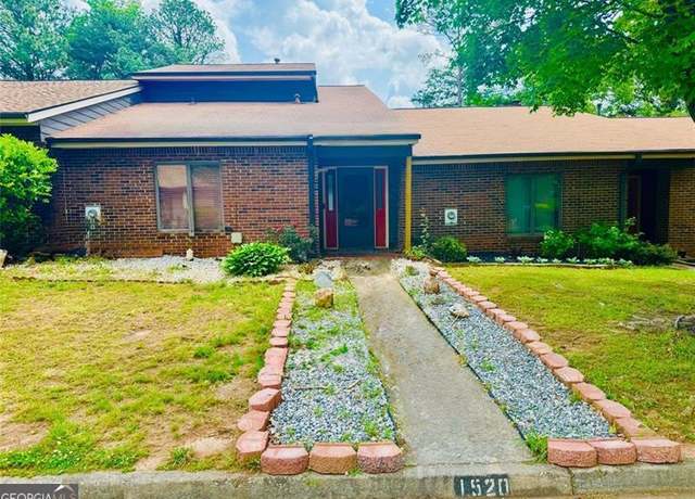 Property at 1520 Stoneleigh, Stone Mountain, GA 30088, 3 beds, 2.5 baths