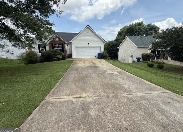 Property at 150 Shenandoah Dr, Winder, GA 30680, 3 beds, 3 baths