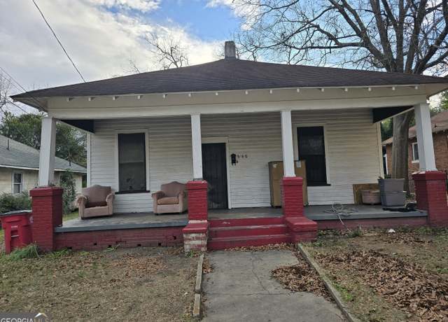 Property at 646 Anderson St, Macon, GA 31201, 3 beds, 1 bath
