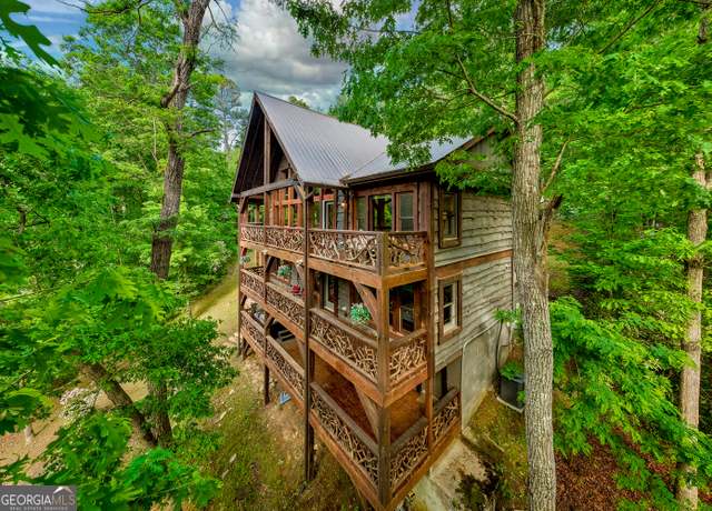 Property at 455 Misty Mountain Trl, Morganton, GA 30560, 4 beds, 4.5 baths