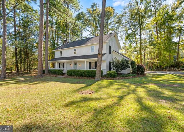 Property at 216 Magnolia Pl, Statesboro, GA 30461, 4 beds, 2.5 baths